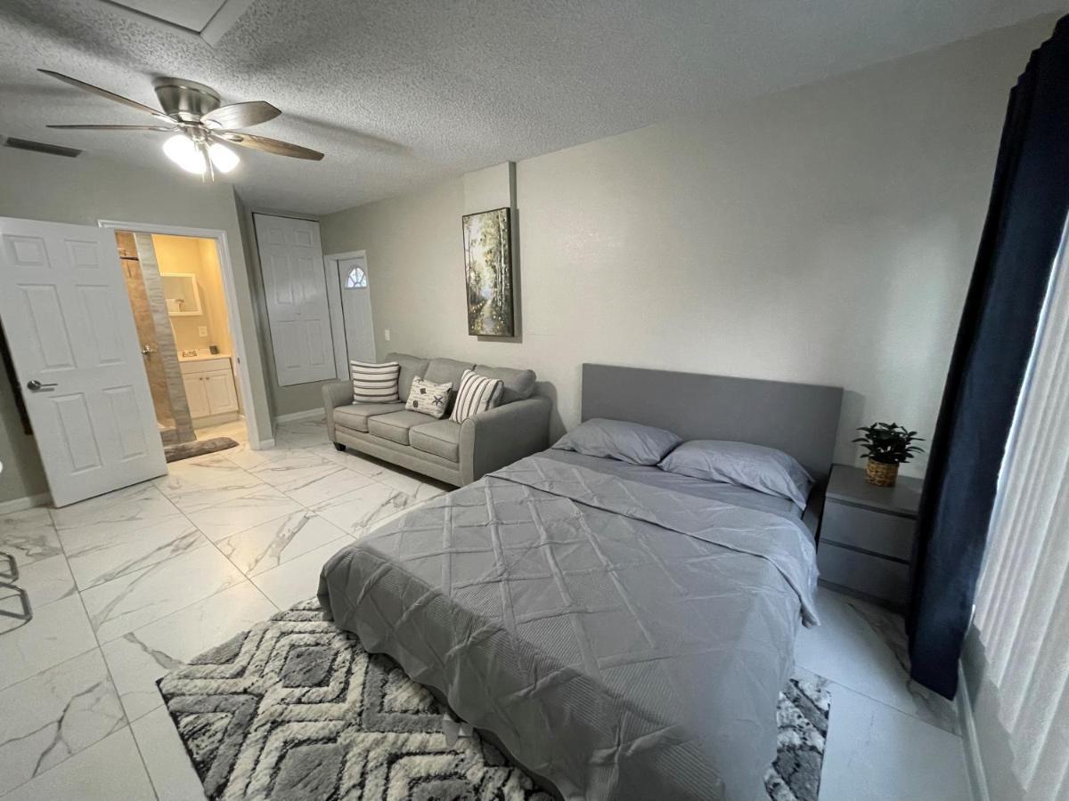 Adorable Suite In Tampa. Екстер'єр фото